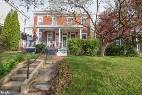 447 W Gay St, WEST CHESTER, PA, 19380-2850 | Card Image