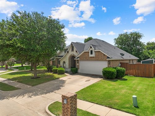 726 Celebrity Ct, Midlothian, TX, 76065-8885 | Card Image