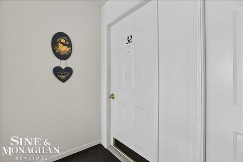 1700 River Rd, Marysville, MI, 48040-2000 | Card Image