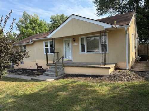 4817 Ne 46th St, Kansas City, MO, 64117-1313 | Card Image