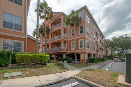 8-302-5000 Culbreath Key Way, TAMPA, FL, 33611 | Card Image