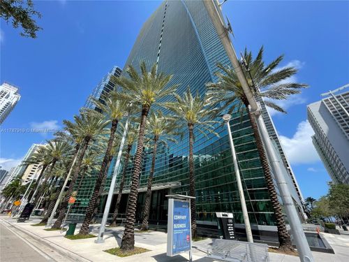3211-1395 Brickell Ave, Miami, FL, 33131-3353 | Card Image