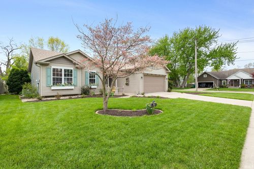 701 Prism Valley Dr, Mishawaka, IN, 46544-5728 | Card Image