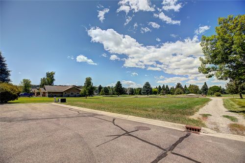 105 Jefferson Ct, Polson, MT, 59860-6818 | Card Image