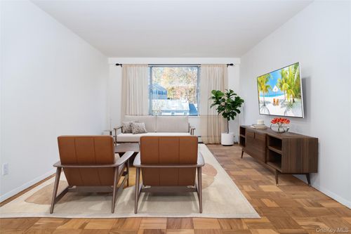 11-m-125 Lake St, White Plains, NY, 10604-2419 | Card Image