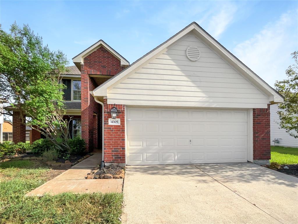 Twin Lakes Trl, Pearland, TX 77584