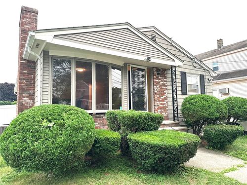 8 Ashby St, Johnston, RI, 02919-6602 | Card Image