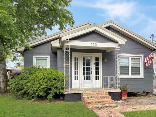 522 Saint Charles St, Thibodaux, LA, 70301-3420 | Card Image