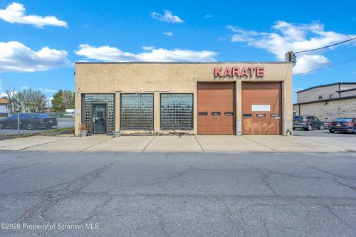 337 E Gibson St, Scranton, PA, 18509-3003 | Card Image