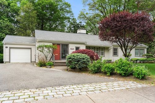 140 Paulson Rd, Waban, MA, 02468-1230 | Card Image