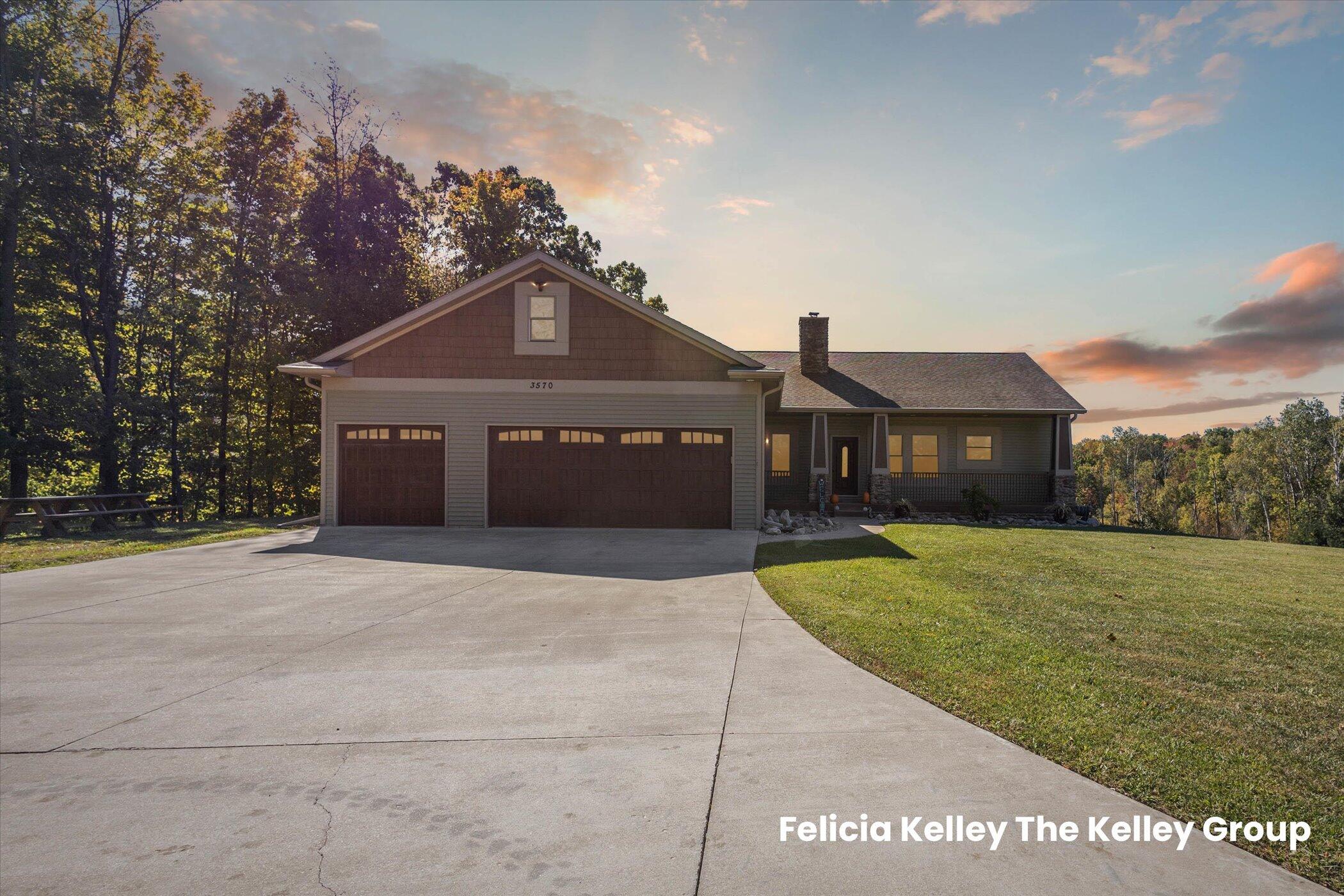 20 Mile Rd, Cedar Springs, MI 49319