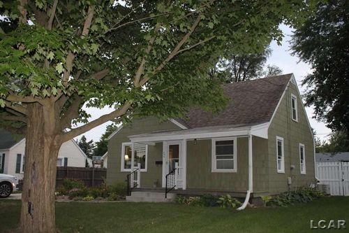 735 N Union St, Tecumseh, MI, 49286-1034 | Card Image