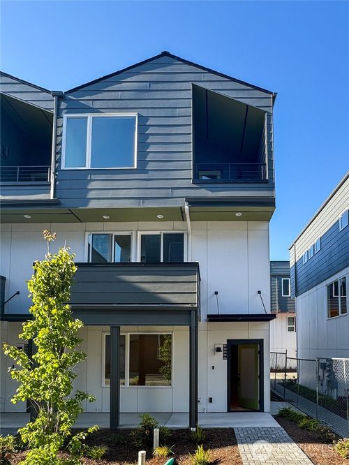 a-6909 42nd Ave S, Seattle, WA, 98118-3512 | Card Image