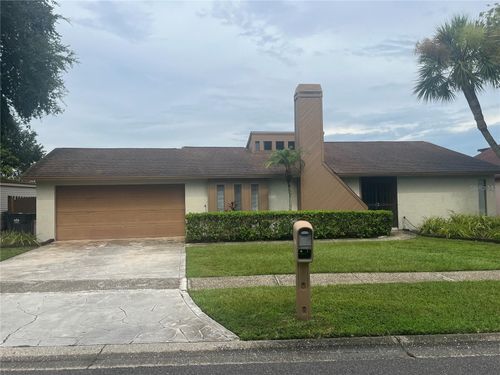 8301 Lago Vista Dr, TAMPA, FL, 33614-2742 | Card Image