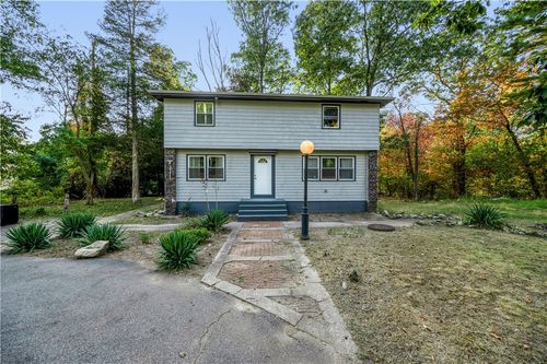 12 Leddy Rd, Cumberland, RI, 02864-2823 | Card Image
