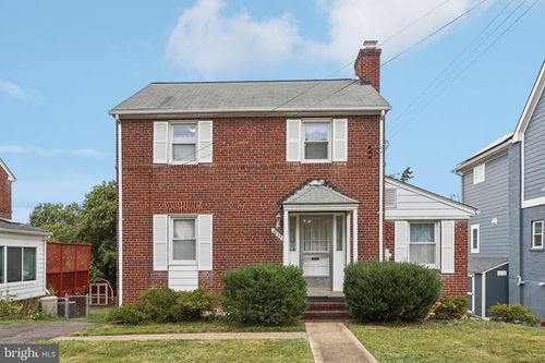 6033 19th Rd N, ARLINGTON, VA, 22205-3401 | Card Image