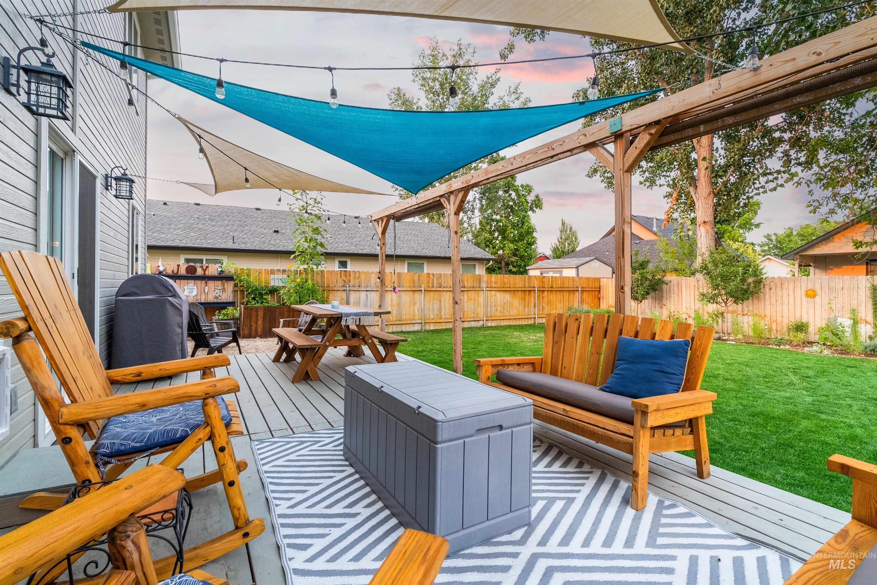 Mumbarto Ave, Boise, ID 83713