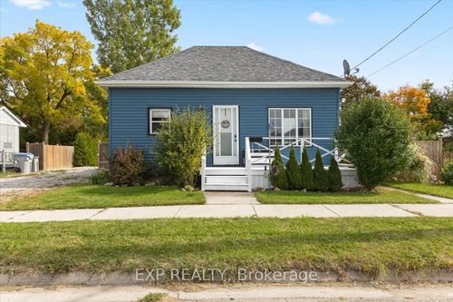 27754 Kerwood Rd, Kerwood, ON, N0M2B0 | Card Image