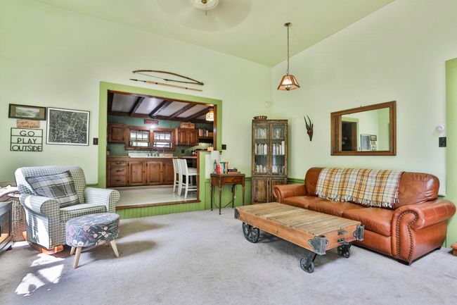 377 Main St, House other with 3 bedrooms, 2 bathrooms and null parking in Francestown NH | Image 18