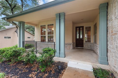 125 Nighthawk Way, Georgetown, TX, 78633-4555 | Card Image