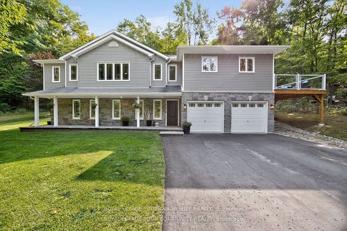 135 Huronwoods Dr, Coldwater, ON, L0K1E0 | Card Image