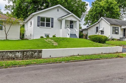 9408 Echo Ln, Overland, MO, 63114-3708 | Card Image