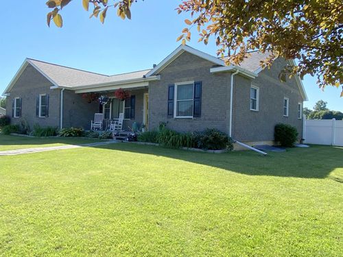 606 Doyle Rd, Laingsburg, MI, 48848-8625 | Card Image