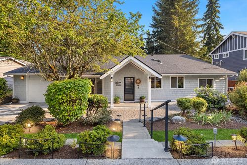 12641 Ne 104th St, Kirkland, WA, 98033-4706 | Card Image