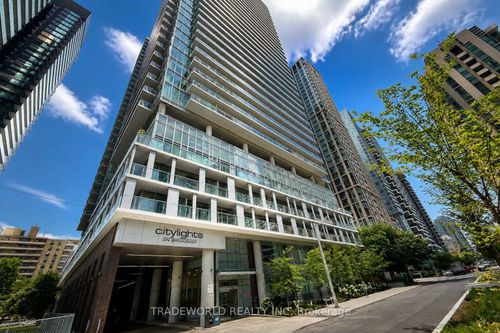 2308-99 Broadway Ave, Toronto, ON, M4P0E3 | Card Image