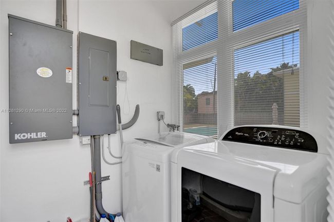 4340 Pine Tree Dr, House other with 5 bedrooms, 5 bathrooms and null parking in Miami Beach FL | Image 28