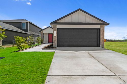 16023 Mahogany Way, Elmendorf, TX, 78112 | Card Image