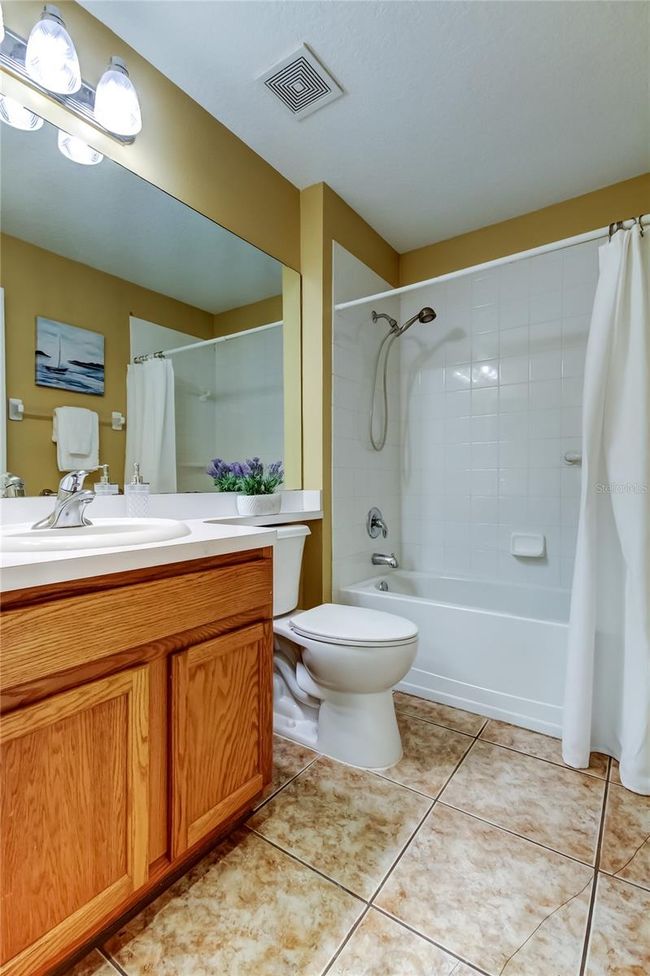 Main Bathroom | Image 26