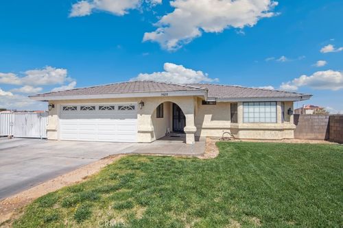 14672 Rivers Edge Rd, Helendale, CA, 92342 | Card Image