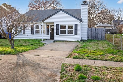 2315 Maltby Ave, Norfolk, VA, 23504-2216 | Card Image