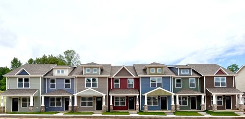 922 Peaceful Pl, Clarksville, TN, 37040-7658 | Card Image