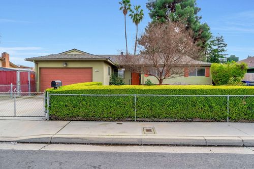 1606 Barstow Avenue, Clovis, CA, 93611 | Card Image