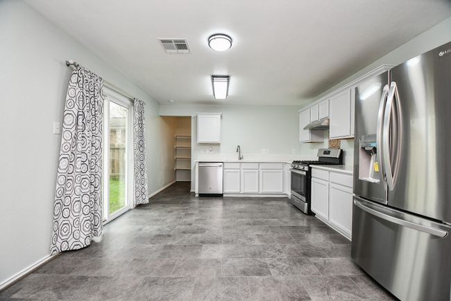 5110 Oakbriar Ln, House other with 3 bedrooms, 3 bathrooms and 2 parking in Rosenberg TX | Image 10