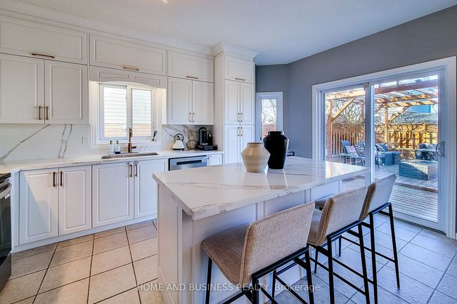 23 Light Dr, House other with 4 bedrooms, 4 bathrooms and 2 parking in Cambridge ON | Image 10