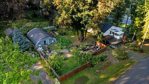 6374 Oldfield Rd, Central Saanich, BC, V8X3X1 | Card Image