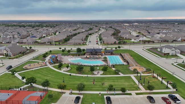 6012 Hightower St, House other with 5 bedrooms, 3 bathrooms and null parking in Aubrey TX | Image 38