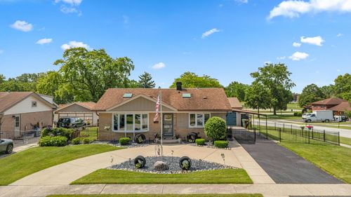 7297 173rd Pl, Tinley Park, IL, 60477-3258 | Card Image
