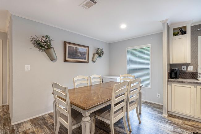 21167 Joe Paul Ln, House other with 4 bedrooms, 2 bathrooms and null parking in Chandler TX | Image 9