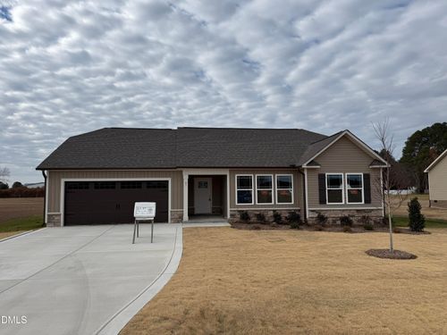 61 Maxwell Farm Ln, Selma, NC, 27576-4402 | Card Image