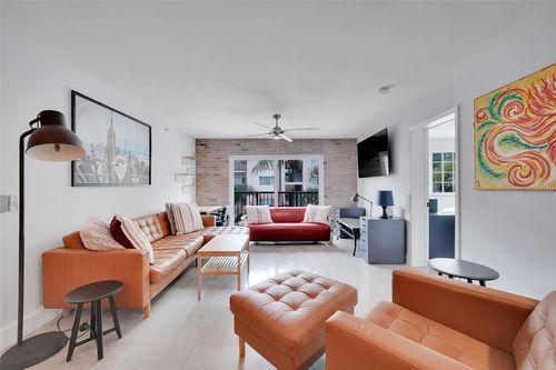 apt-205-2021 Se 10th Ave, Fort Lauderdale, FL, 33316-4521 | Card Image