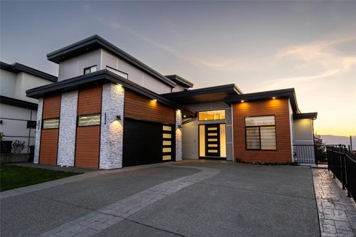 6334 Nevilane Dr, Duncan, BC, V9L5S6 | Card Image