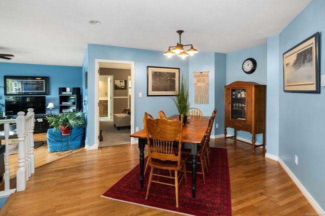 567 Maple Mountain Rd, House other with 3 bedrooms, 3 bathrooms and 5 parking in Duncan BC | Image 12