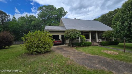 172 Ms-556, Meadville, MS, 39653 | Card Image