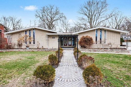 16371 Timberview Dr, Clinton Township, MI, 48036-1658 | Card Image