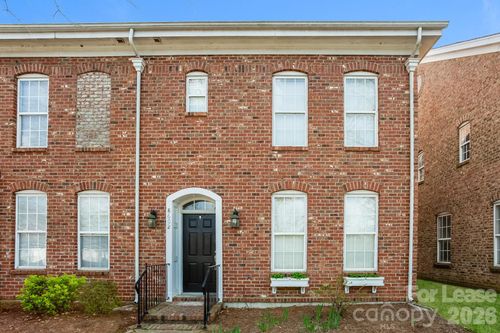 8602 Beaver Creek Dr, Charlotte, NC, 28269-2813 | Card Image