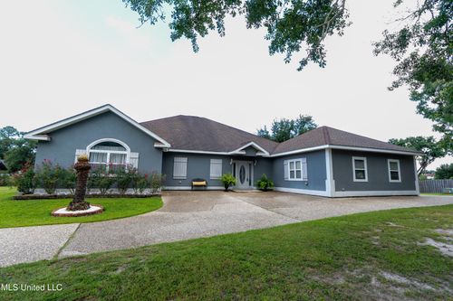 701 S Hill Ct, Biloxi, MS, 39532-4351 | Card Image